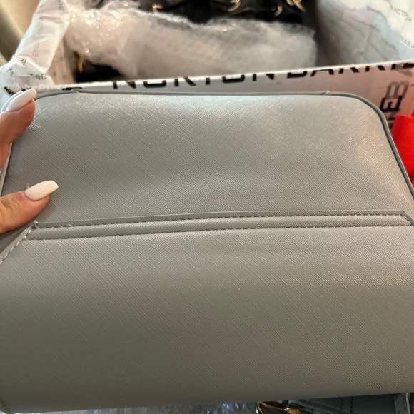 ❗️SOLD❗️Valentino V Zero RE Ladies Shoulder Bag in Polvere Blue - Picture 5 of 9